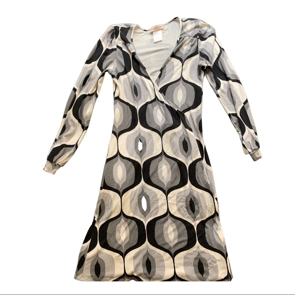 Becky & Max Long Sleeve Wrap Dress Size M
